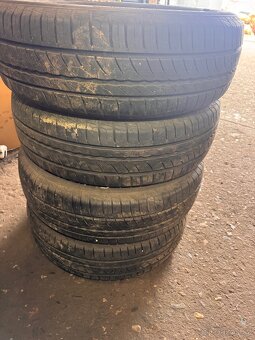 185/65r15 - 6