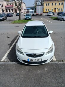 Opel Astra 2.0 CDTi  navialu PDC - 6