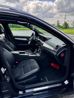 Mercedes benz C 350 - 6
