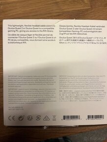Oculus Quest 2 VR Headset (64 GB) + Meta Quest Cable - 6