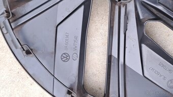 Poklice na Volkswagen ID.4 - 6