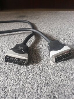 DVD  PŘEHRAVAČ  ZN.  MAGNAVOX  S  OVLADAČEM - 6