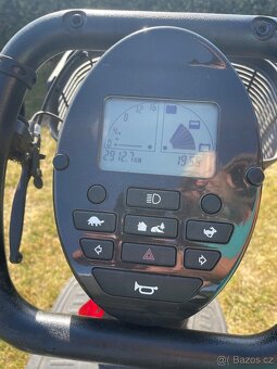 Elektrická tříkolka pro handicapované - 6