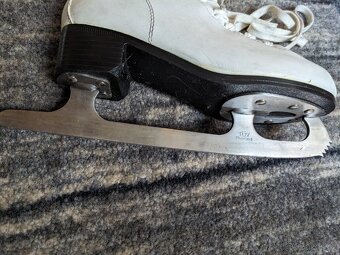 Dámské brusle - 6
