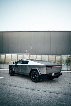 Tesla Cybertruck AWD – 2024 – dovoz z USA – na objednání - 6