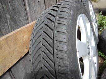 Alu kola VW 5x112 ET50,+zánovní celoroční pneu 205/55/16 - 6