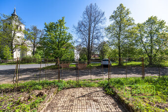 Prodej objektu bývalé školy se stavebním povolením pro 11 by - 6