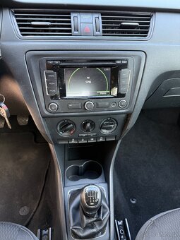 Skoda Rapid 1.2TSI 77kw 6kvalt 2013 - 6