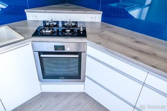 Příjemné 2+kk 51 m2 kousek od metra Háje a blízko přírody - 6