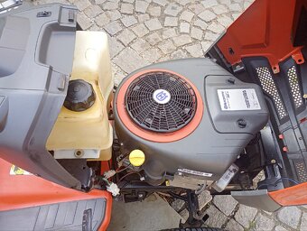 Zahradní traktor - 6