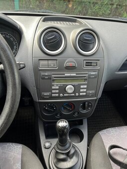 Ford Fiesta - 6