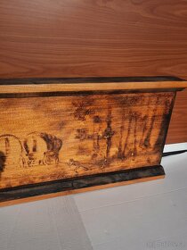 obraz kočující Cikáni , vypalovaný do dřeva 120 x 32 cm - 6