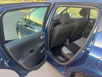 Peugeot 207 SW 1.6 HDi 66 kW - 6