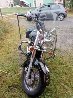 Suzuki Intruder 800 - 6