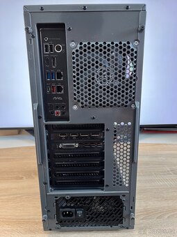 Herní PC – Ryzen 7 5700X / RX 580 / 16GB / SSD + HDD - 6