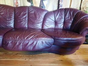 Celokožený gauč + taburet rudé barvy - 6