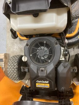 Traktor Cub Cadet XT1 OR106 - 6