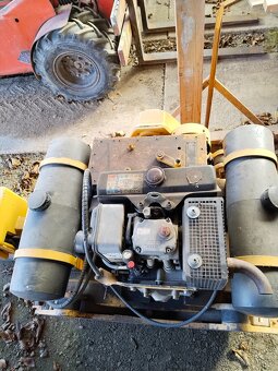 Prodám dvouválec Stavostroj - 6