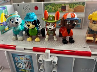 Tlapkova patrola Sada - 6