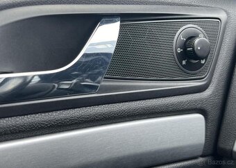 Škoda Octavia RS 2.0TSi 147kw KŮŽE TEMPOMAT manuál 147 kw - 6