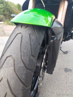 Kawasaki Z750R - 6