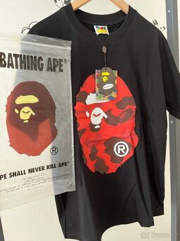 BAPE Color Camo Big Ape Head Tee Black/Red -M- - 6