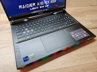 16" 240HZ 2K_MSI RAIDER GE68HX_i9-14900HX_32GB_RTX 4060 8GB - 6