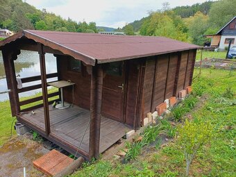 Dřevěná chatka 6x3m - 6