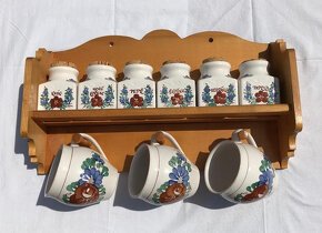 Závěsná Police + 6x Kořenka + 3x Hrnek Porcelán - 6
