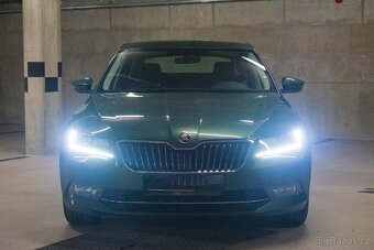 ŠKODA Superb 3 v krásné a jedinečné zelené barvě - 6