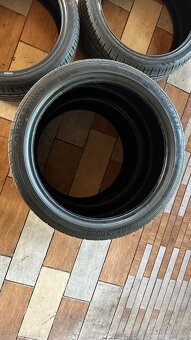 Téměř nové letní pneu R19 - 6
