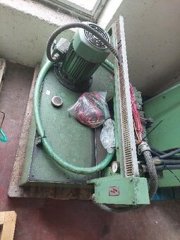 Bruska hrotová BHU 32 A - 1000 - 6