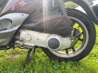 Piaggio Beverly 200 - 6