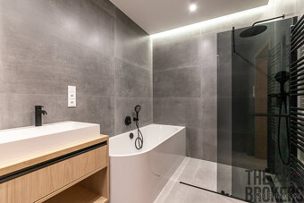 Prodej bytu 3+KK, 105 m² – Pernerova, Karlín - 6