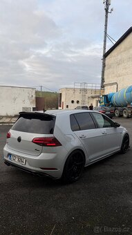 VOLKSWAGEN GOLF 7.5R - 6