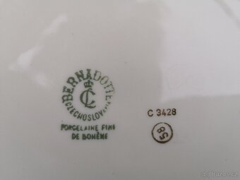 Predám porcelánová polievková misa - 6