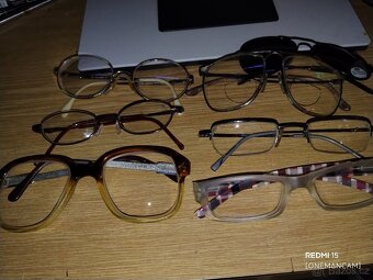 34 ks brýlí retro, Balmain, a další + díly - 6