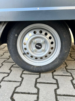 Skříňový přívěs 3520 750kg - 6