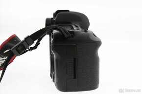 Zrcadlovka Canon 5D II 21Mpx Full-Frame - 6