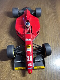 Ferrari 412 T1 1994-1:18 - 6