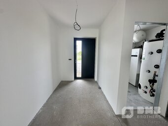 Rodinný dům 5kk, u Pardubic - 6