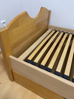 Postel se šuplíkem masiv buk - 6