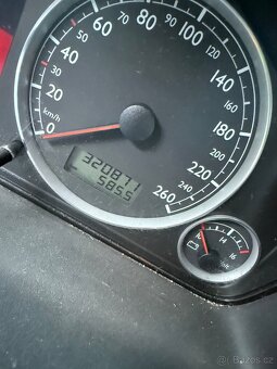 Sharan 2.0 tdi nepojízdné - 6