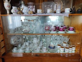 Dědictví – nábytek, porcelán, skleničky, vázy … - 6
