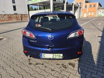 Mazda 3 1.6i - 6