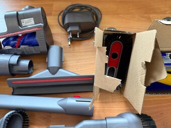 Dyson V15 Detect Total Clean, v záruce - 6