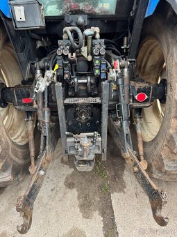 Traktor New Holland TS115 - 6