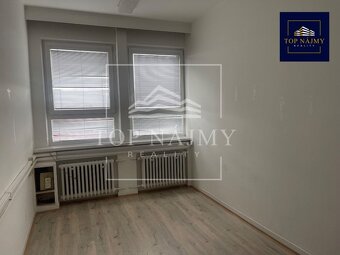 Pronájem kanceláře – 35 m2, ul. Novinářská, Ostrava - 6