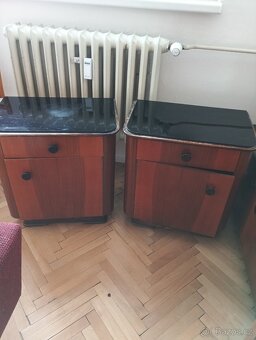 Skříně a noční stolky - 6