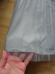 Šedá řasená sukně - velikost M, nová s visačkou - 6